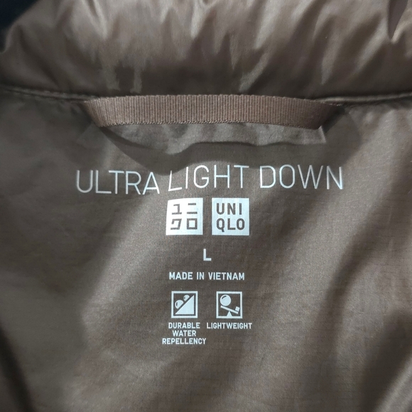 UNIQLO Ultra Light Down Packable Chocolate Brown Vest Size Large, Pouch Included - Picture 4 of 14